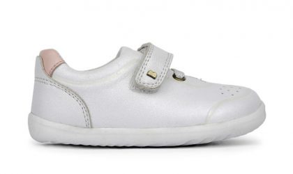 white + seashell
